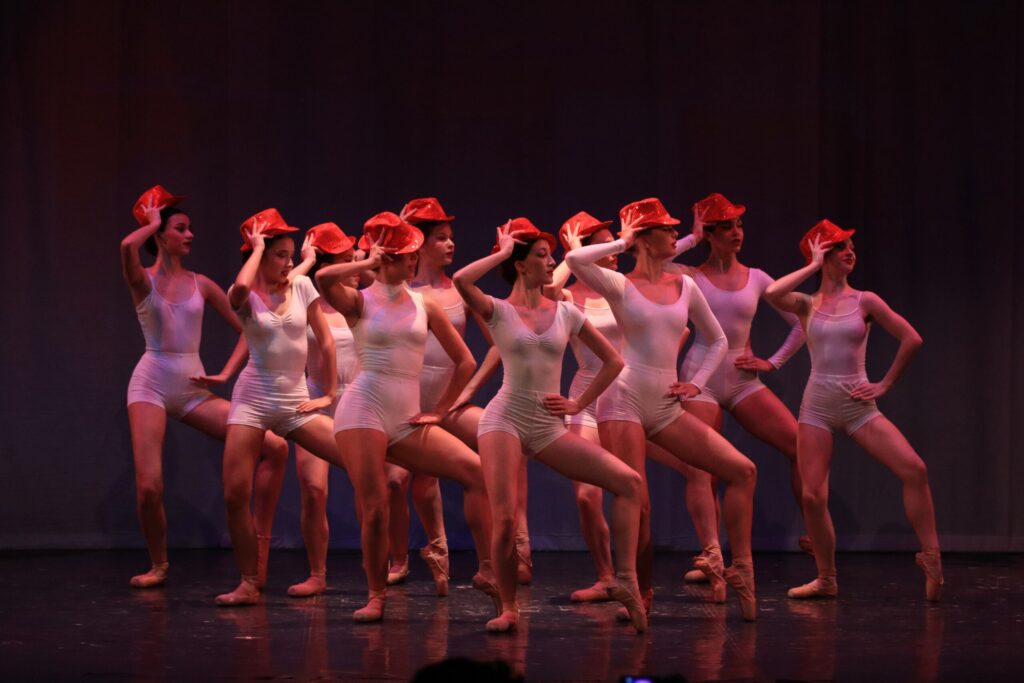 un balletto vivace e umoristica