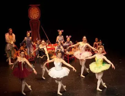 Momenti in scena delle nostre danzatrici in erba
