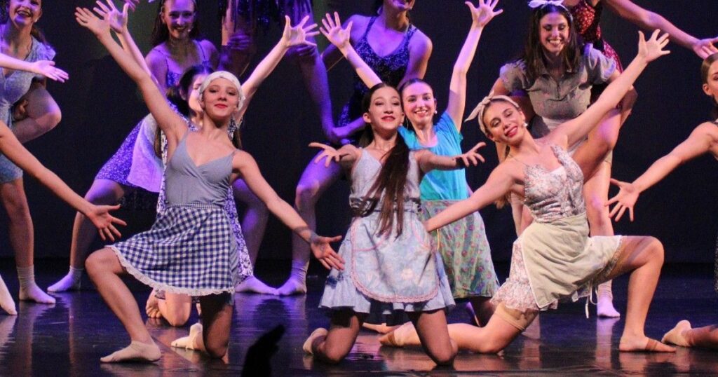 Lo spettacolo musicale propone degli estratti dal musical "Annie"